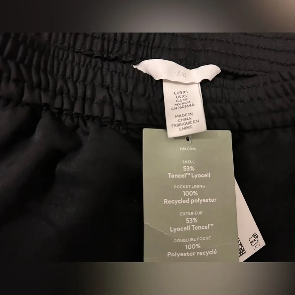 H&M Women's Black Athletic Shorts, Size XS NWT
